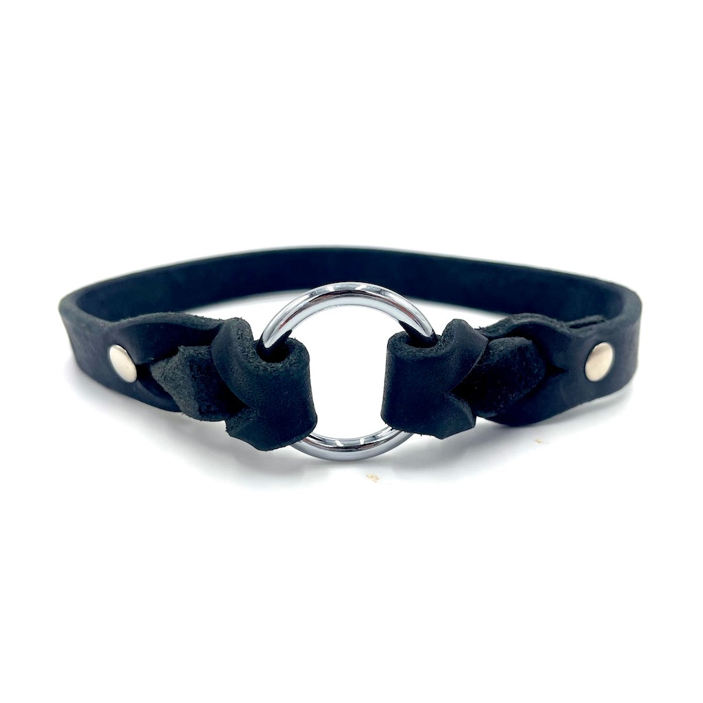 Halsband aus Fettleder für die Steuermarke / Namensmarke in Schwarz