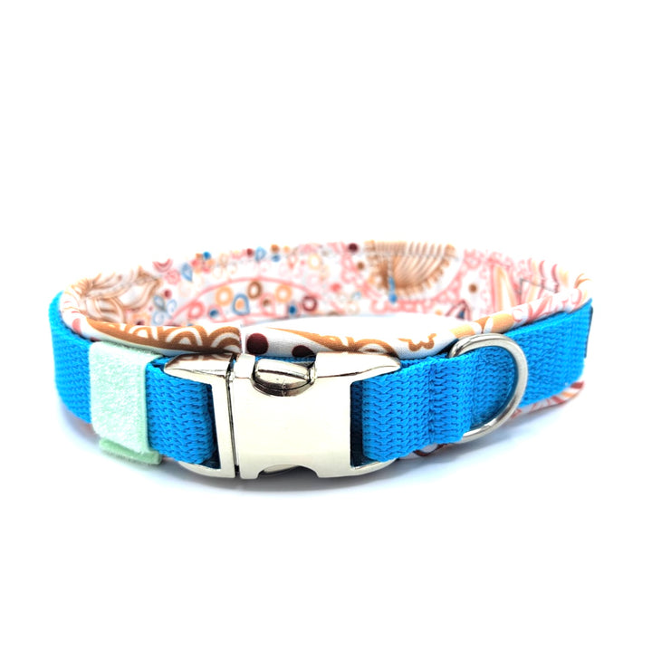 Hochwertiges Hundehalsband aus robustem Material, verstellbar und komfortabel, ideal für Spaziergänge und Sicherheit, in modernem Design. Hunde Halsband Aqua Boho Blau Blue