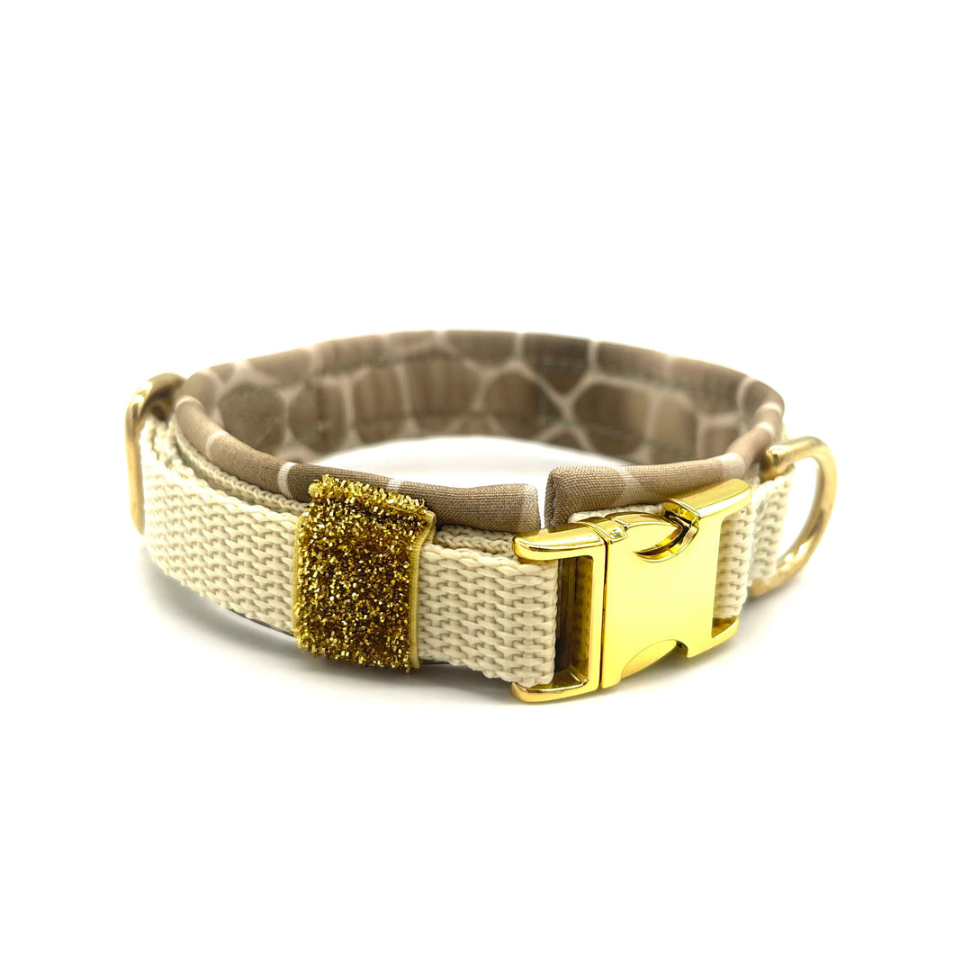 Hundehalsband aus robustem Material, verstellbar und komfortabel. Hunde Halsband golden giraffe