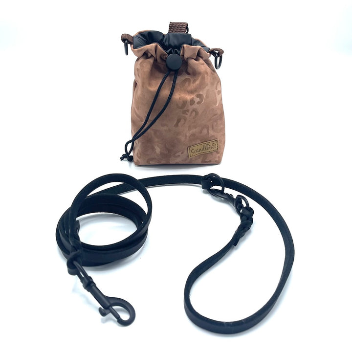 Hunde Leckerlibeutel Goodiebag und Futterbeutel für Unterwegs. Ob beim Gassi, Spaziergänge oder Hundetraining Leo Braun