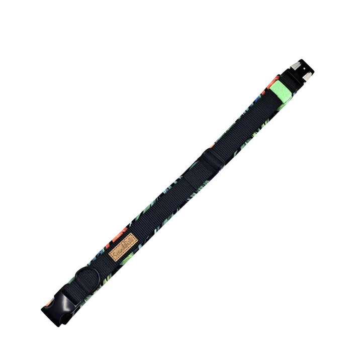 Hochwertiges Hundehalsband aus robustem Material, verstellbar und komfortabel, ideal für Spaziergänge und Sicherheit, in modernem Design. jungle grün von scandipaws 