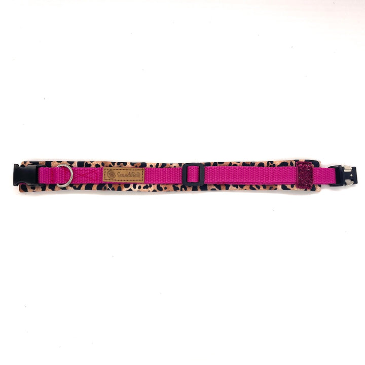 Hochwertiges Hundehalsband aus robustem Material, verstellbar und komfortabel, ideal für Spaziergänge und Sicherheit, in modernem Design. Leopard Pink von scandiPaws Crazy pink leo