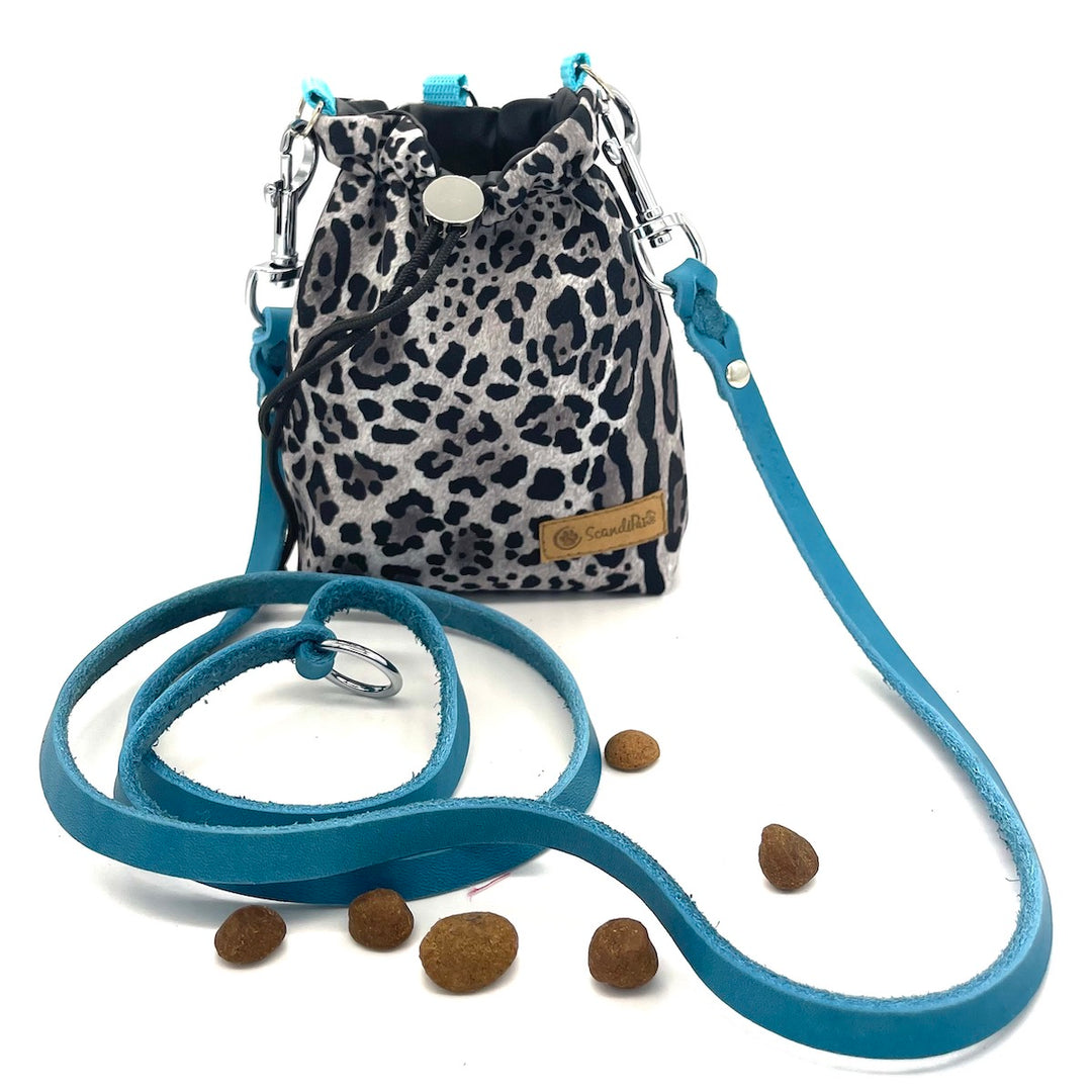 Hunde Leckerlibeutel Goodiebag und Futterbeutel für Unterwegs. Ob beim Gassi, Spaziergänge oder Hundetraining Leopard türkis