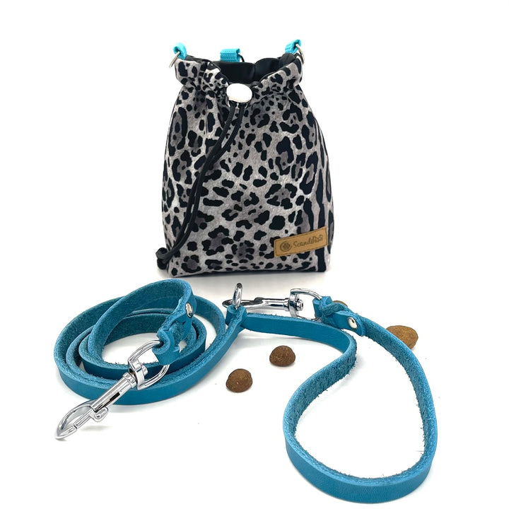 Hunde Leckerlibeutel Goodiebag und Futterbeutel für Unterwegs. Ob beim Gassi, Spaziergänge oder Hundetraining Leopard türkis
